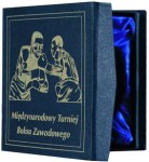 Etui na medal PB01/BL 70mm 105x105x25mm niebieskie + grawerowani